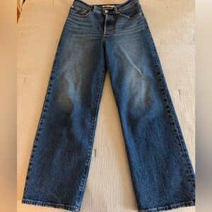 Levi’s Ribcage Straight Crop